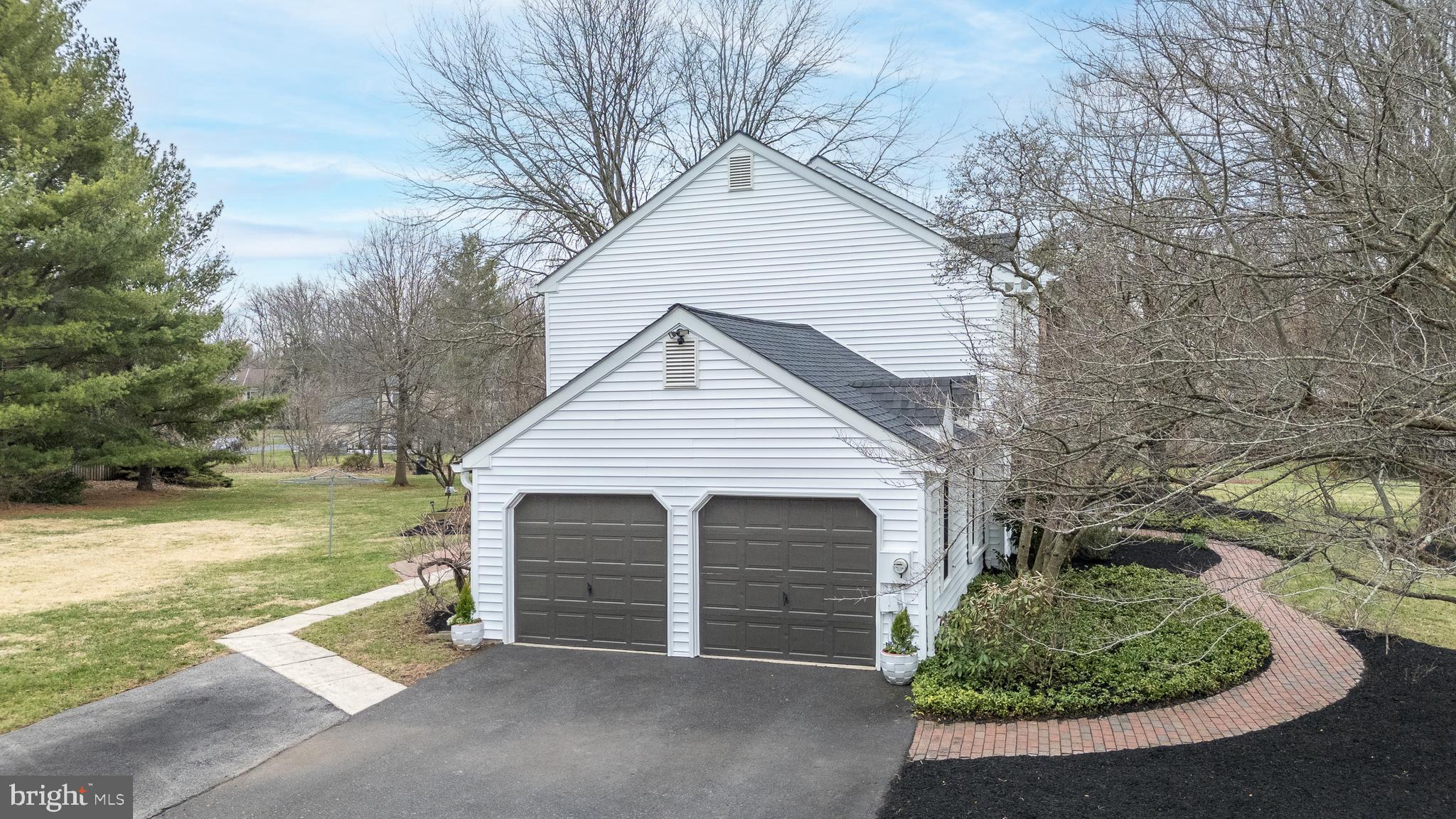 GWYNEDD CHASE - Residential