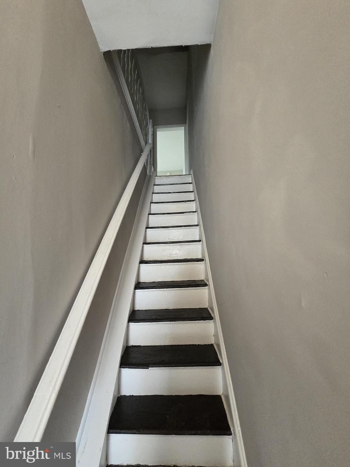 KENSINGTON - Residential Lease