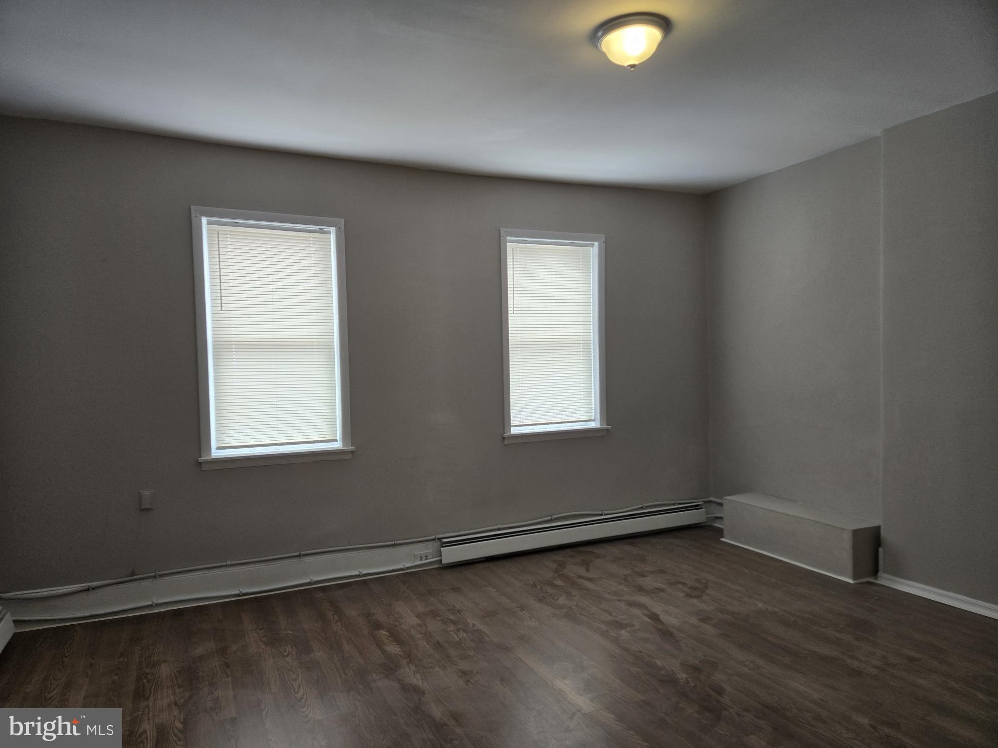 KENSINGTON - Residential Lease