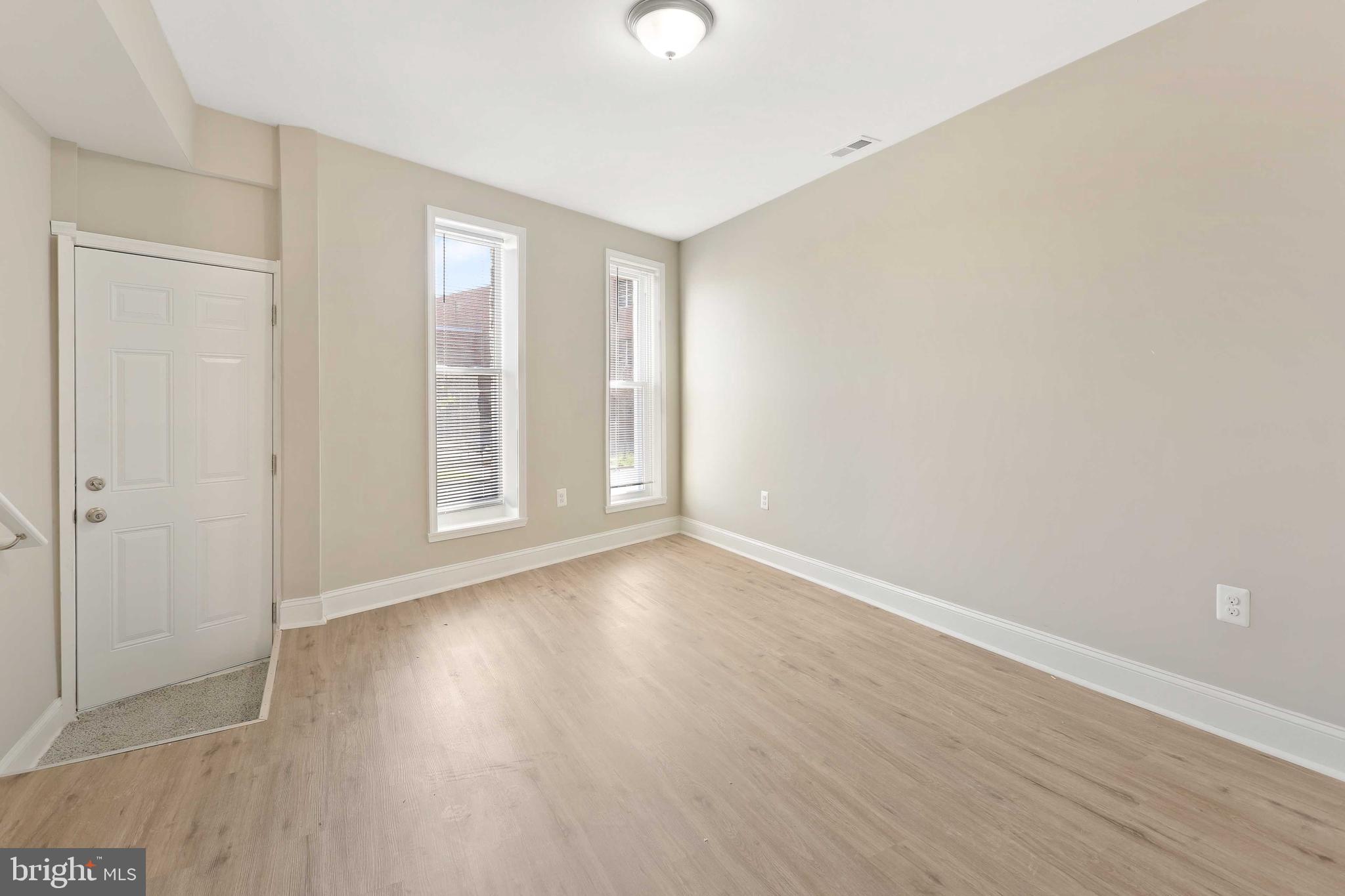 CARROLLTON RIDGE - Residential Lease