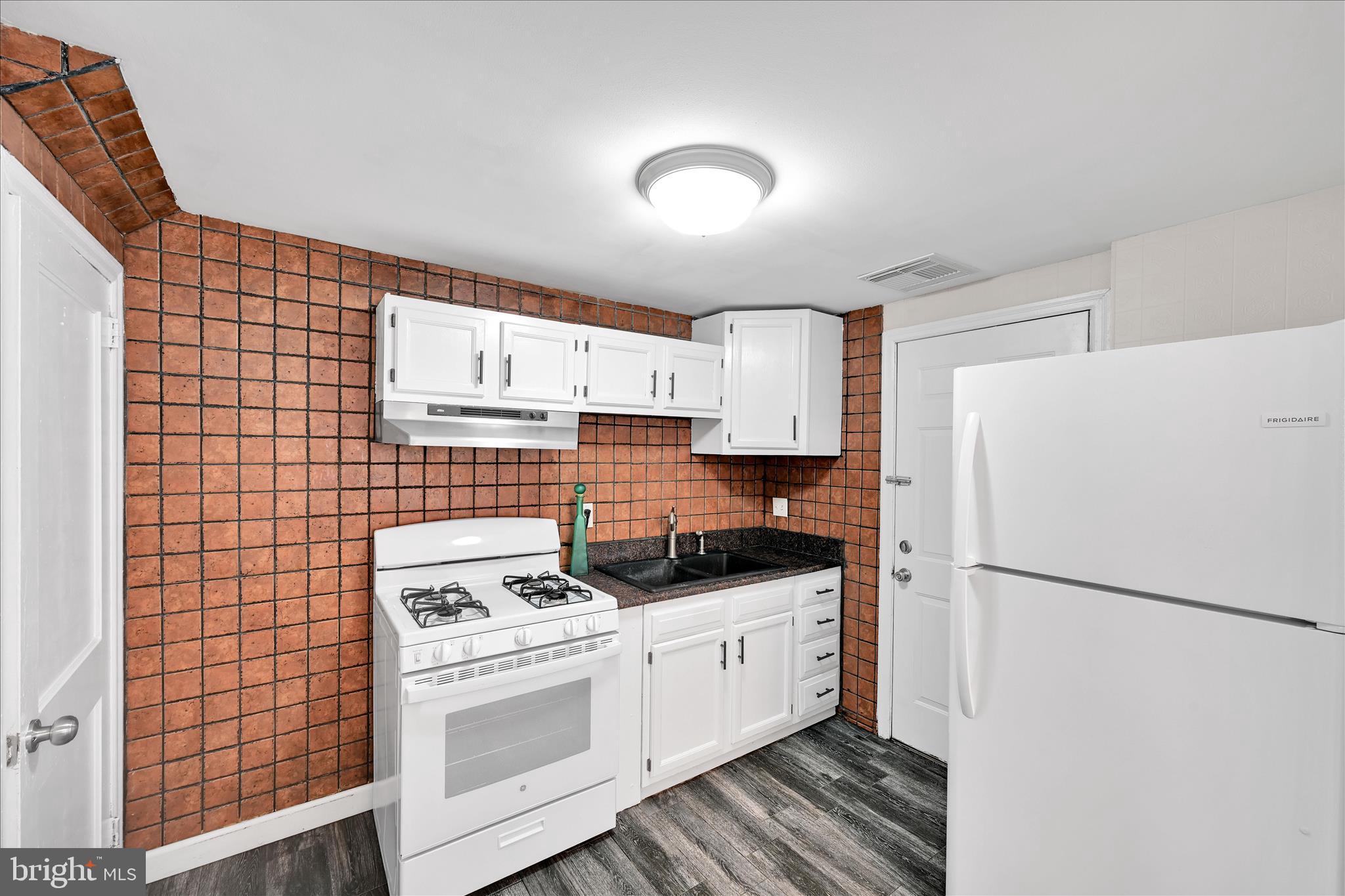 CITY OF LANCASTER - Residential