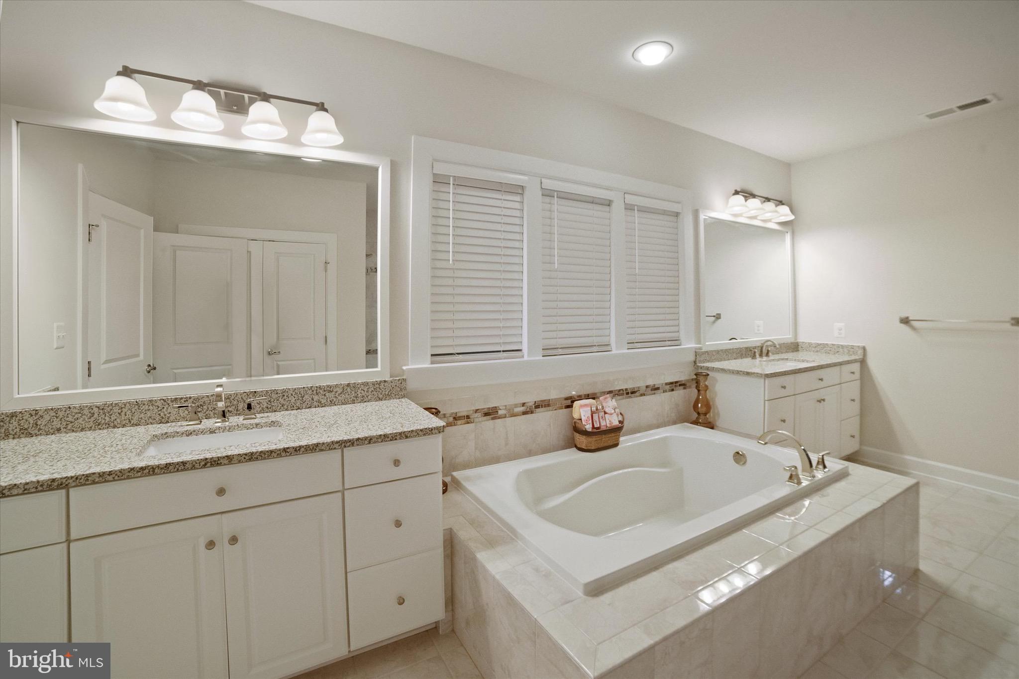 FAIRWOOD - Residential