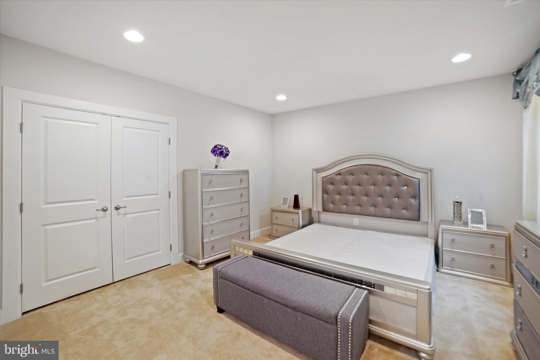 FAIRWOOD - Residential