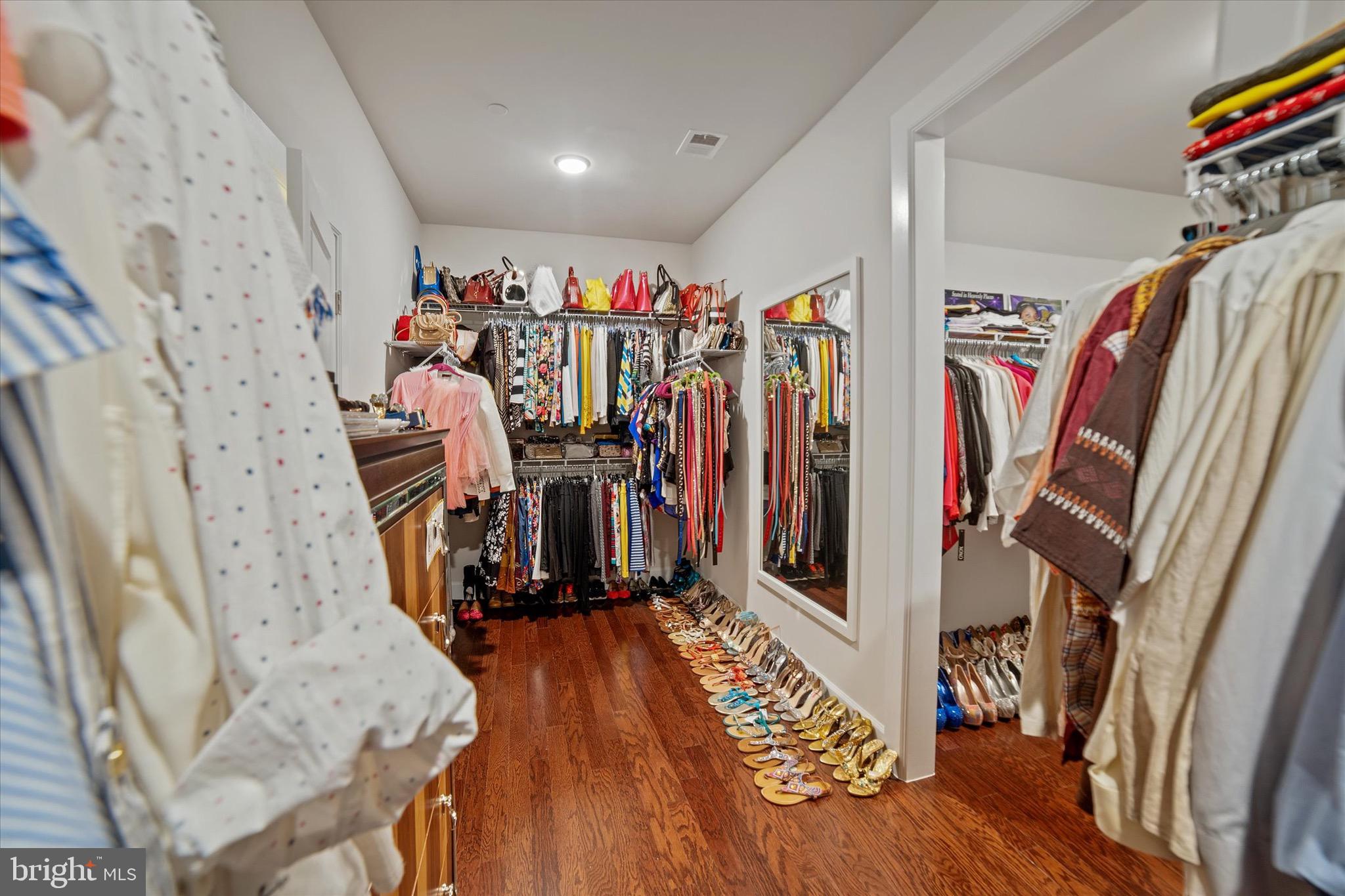 FAIRWOOD - Residential