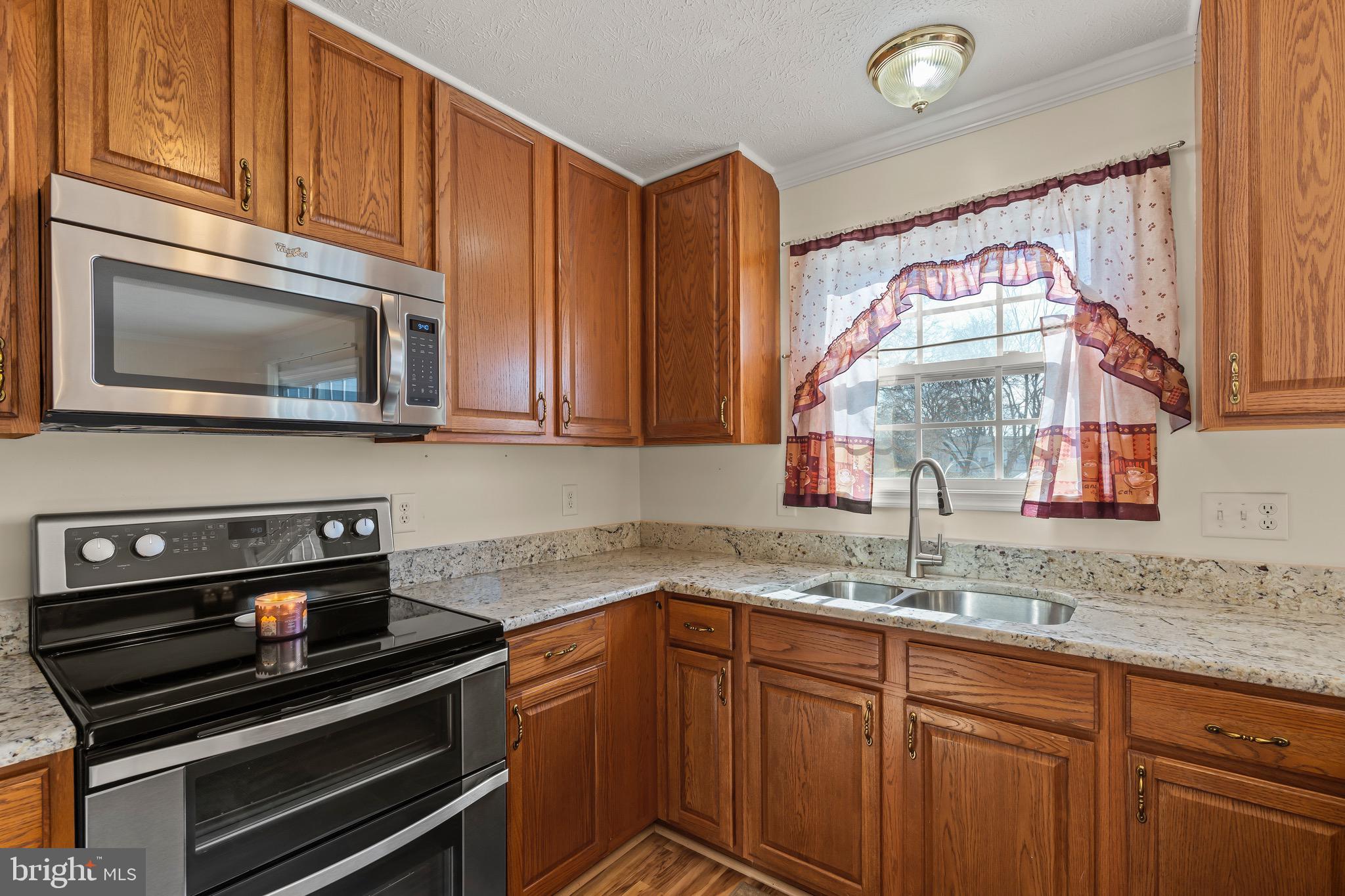 ORCHARD HILLS - Residential