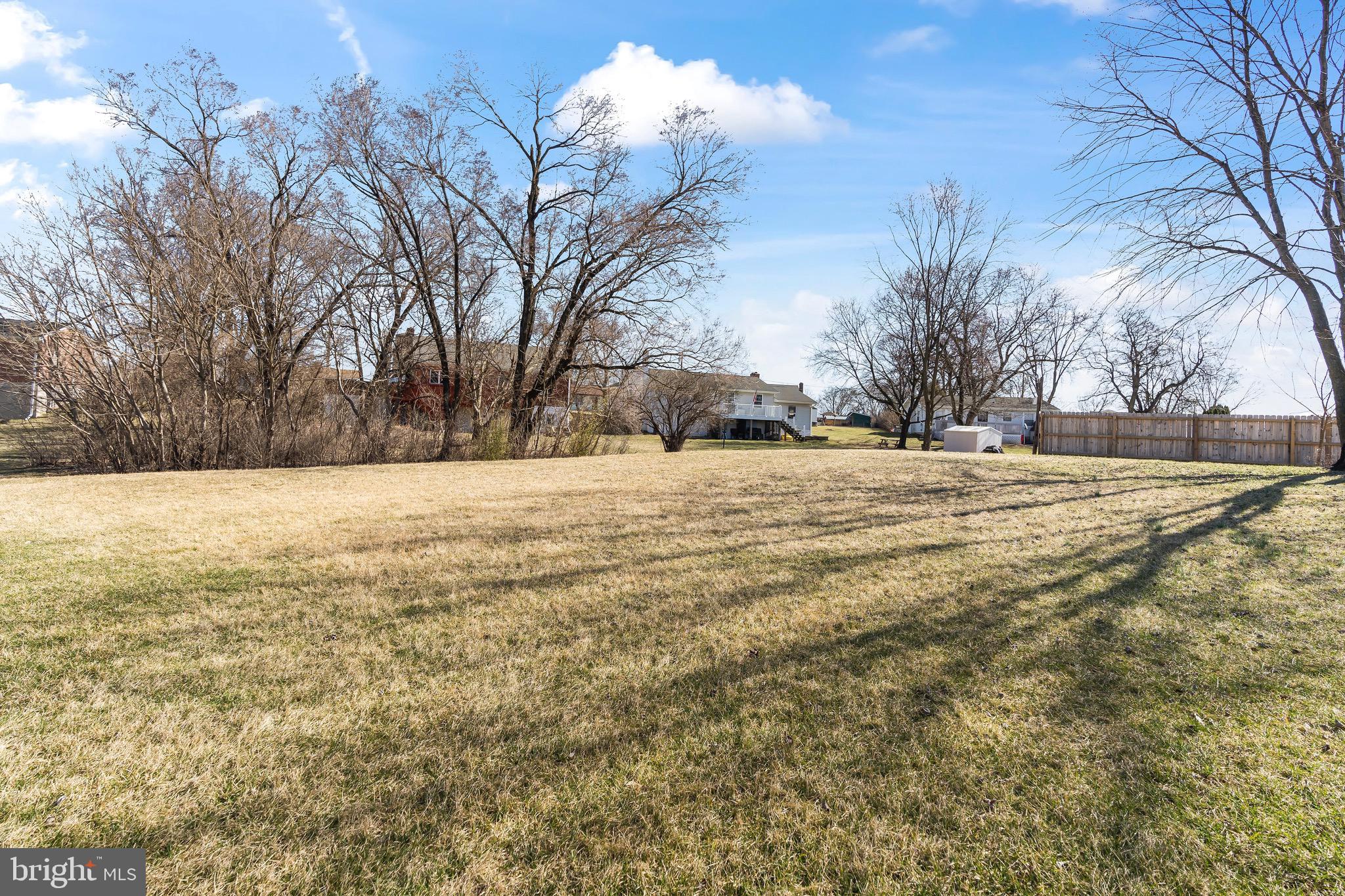 ORCHARD HILLS - Residential