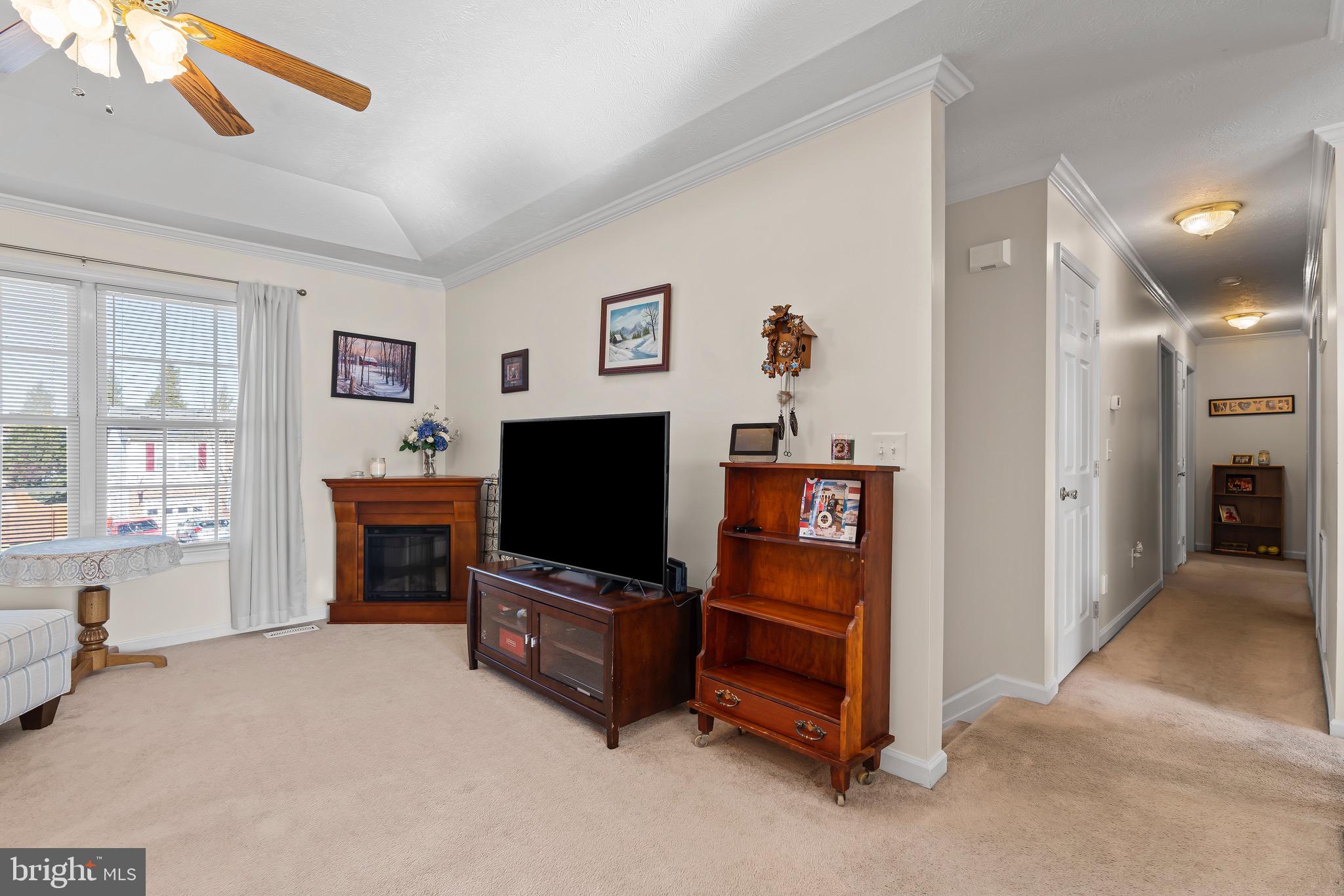 ORCHARD HILLS - Residential