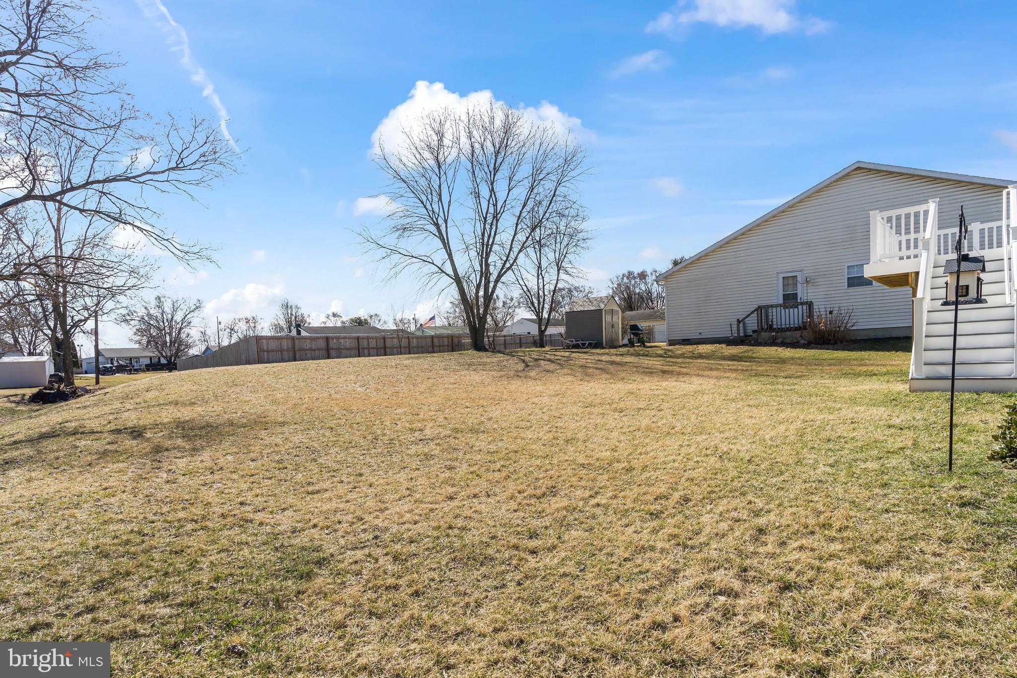 ORCHARD HILLS - Residential