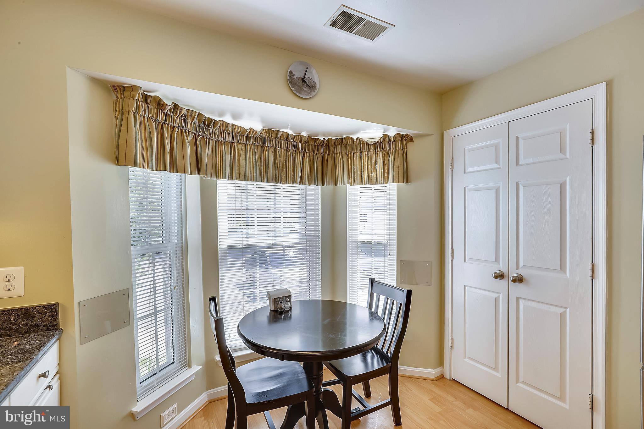 RUSSETT - Residential