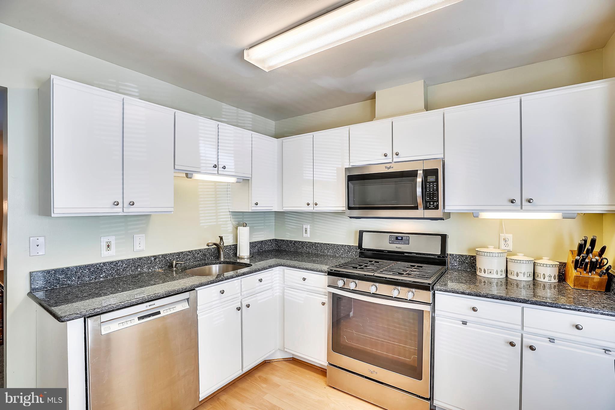 RUSSETT - Residential