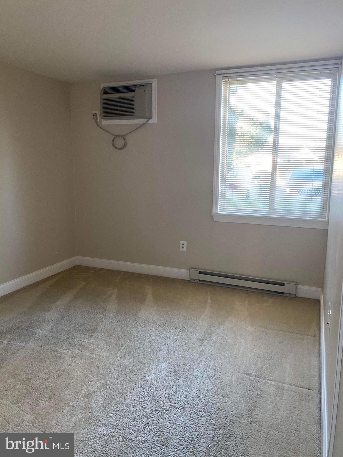 JEFFERSON CHASE - Residential