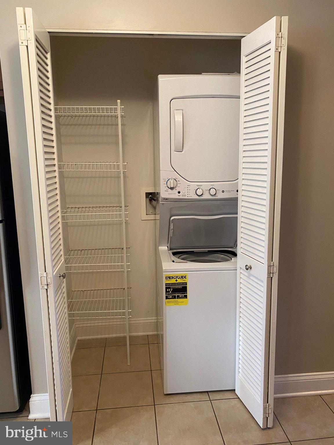 JEFFERSON CHASE - Residential