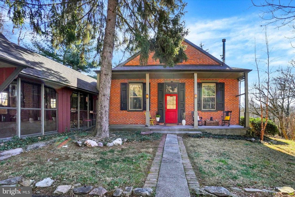 Photo of 857 Old Chickies Hill Road, Columbia, PA 17512 (MLS # PALA2047520)