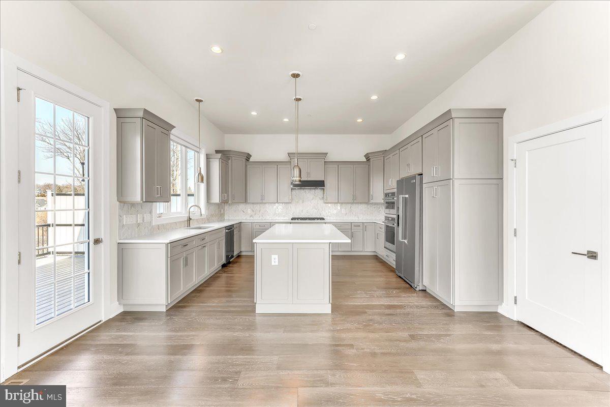 DARLINGTON RIDGE - Residential