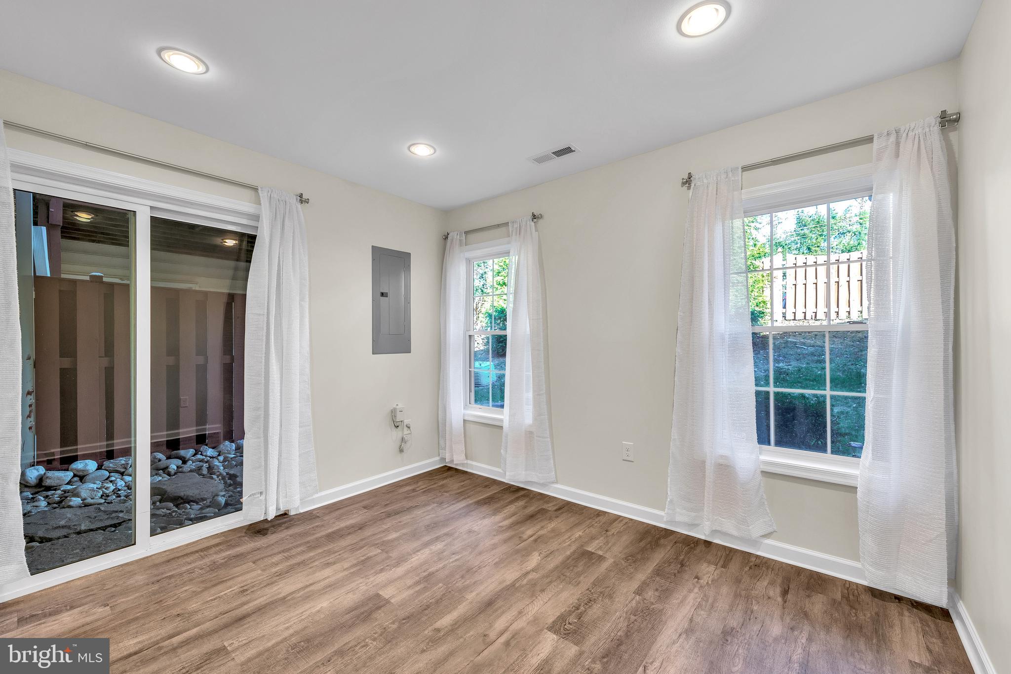 4627 DEERWATCH DRIVE