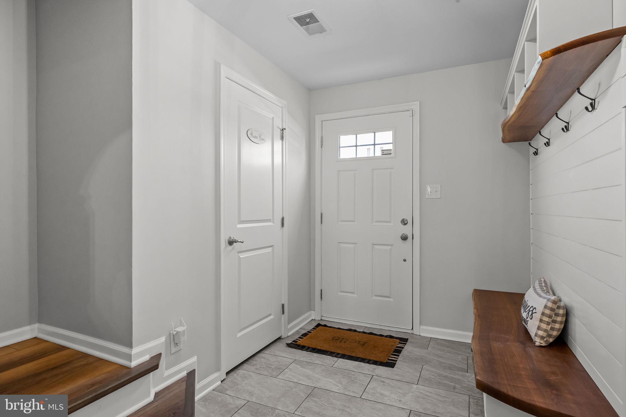 330 PIN OAK LANE