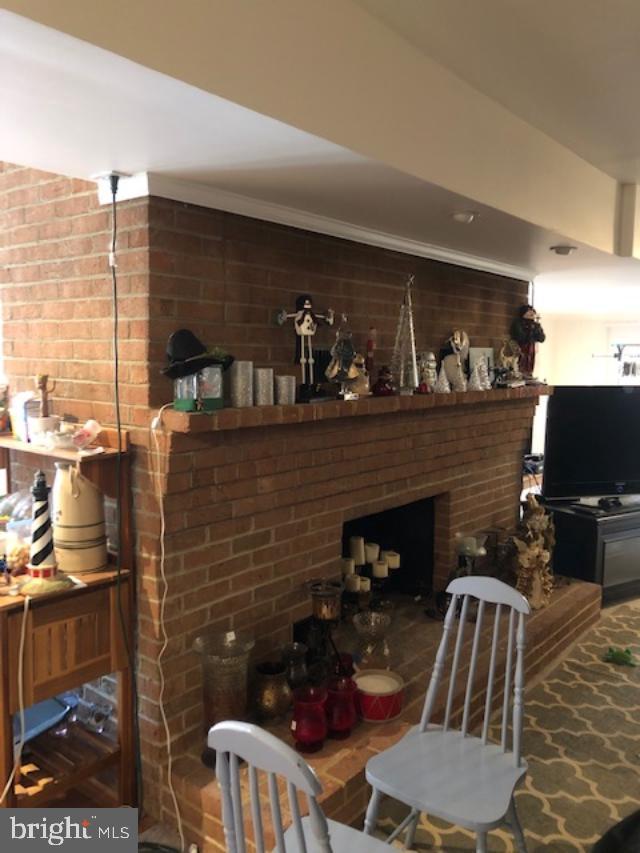 TEN PENNY WOODS - Residential