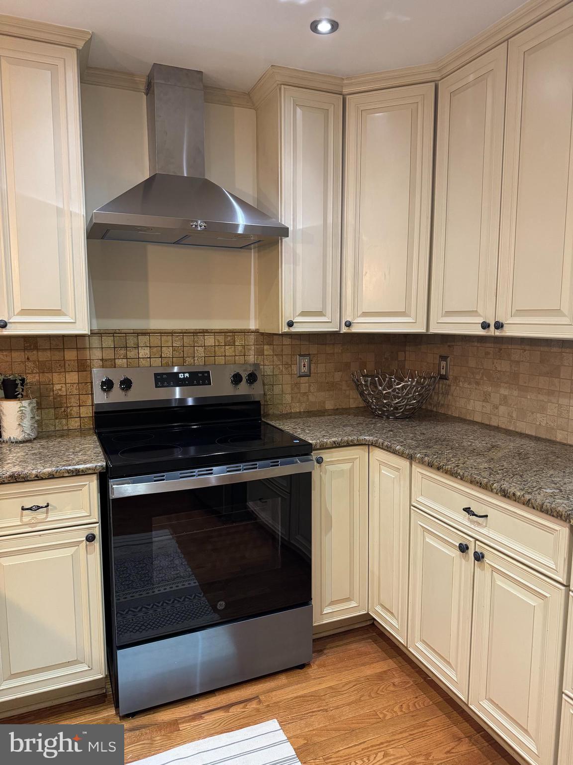 HIGHFIELD - Residential