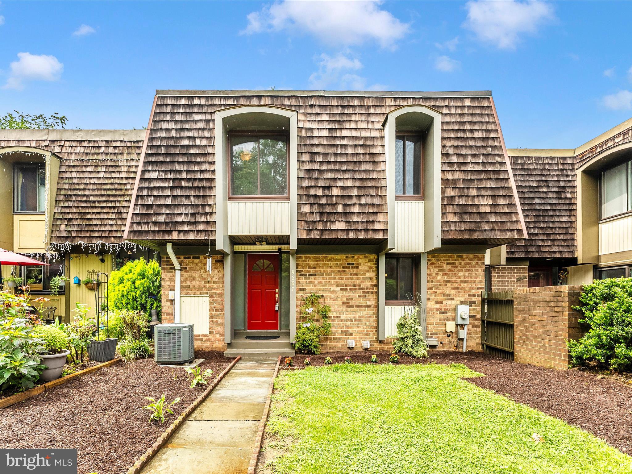 9567 FERN HOLLOW WAY