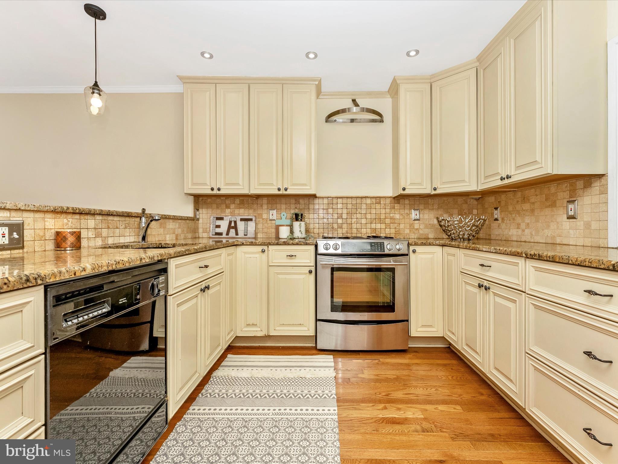 HIGHFIELD - Residential