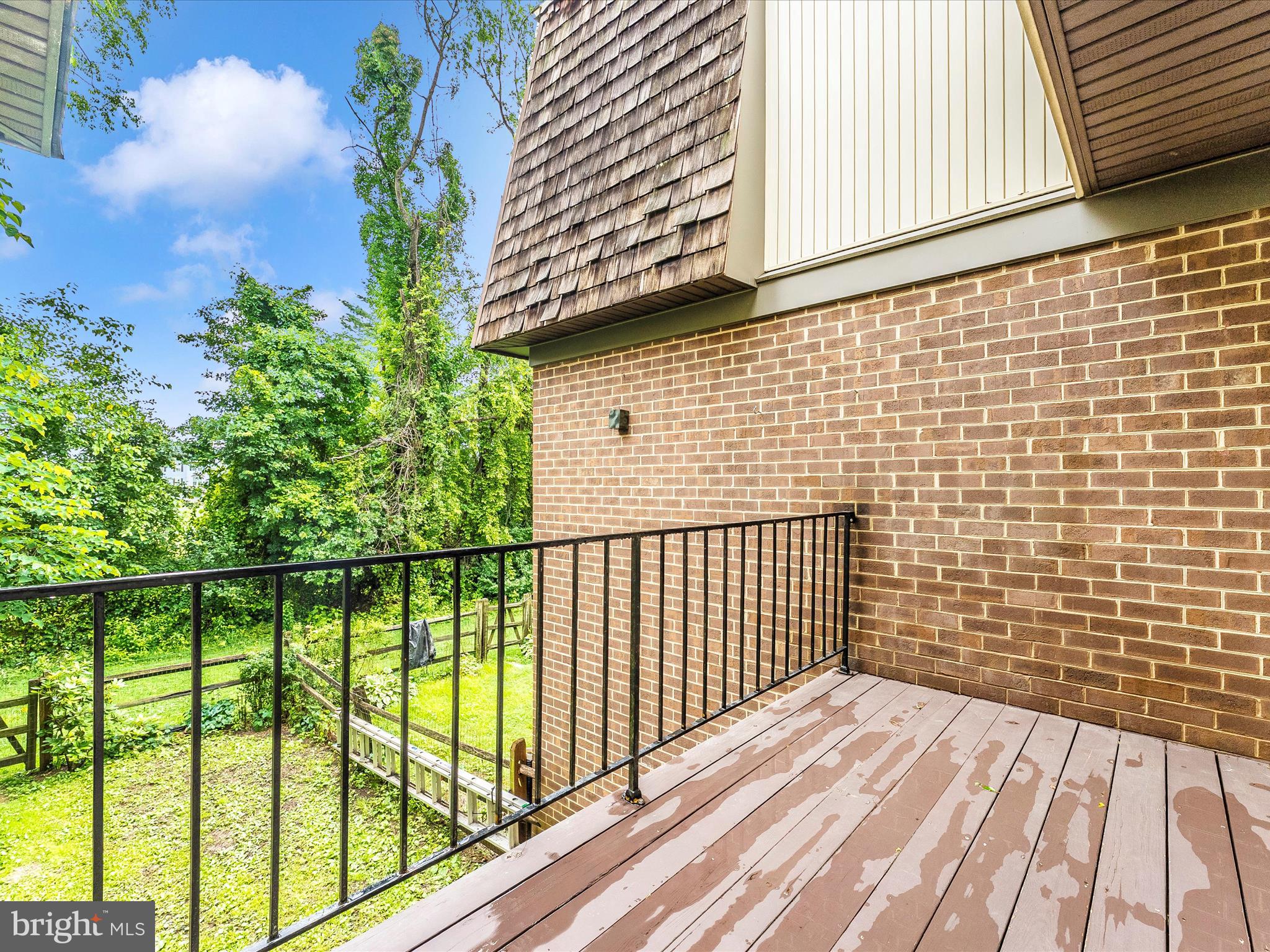 HIGHFIELD - Residential