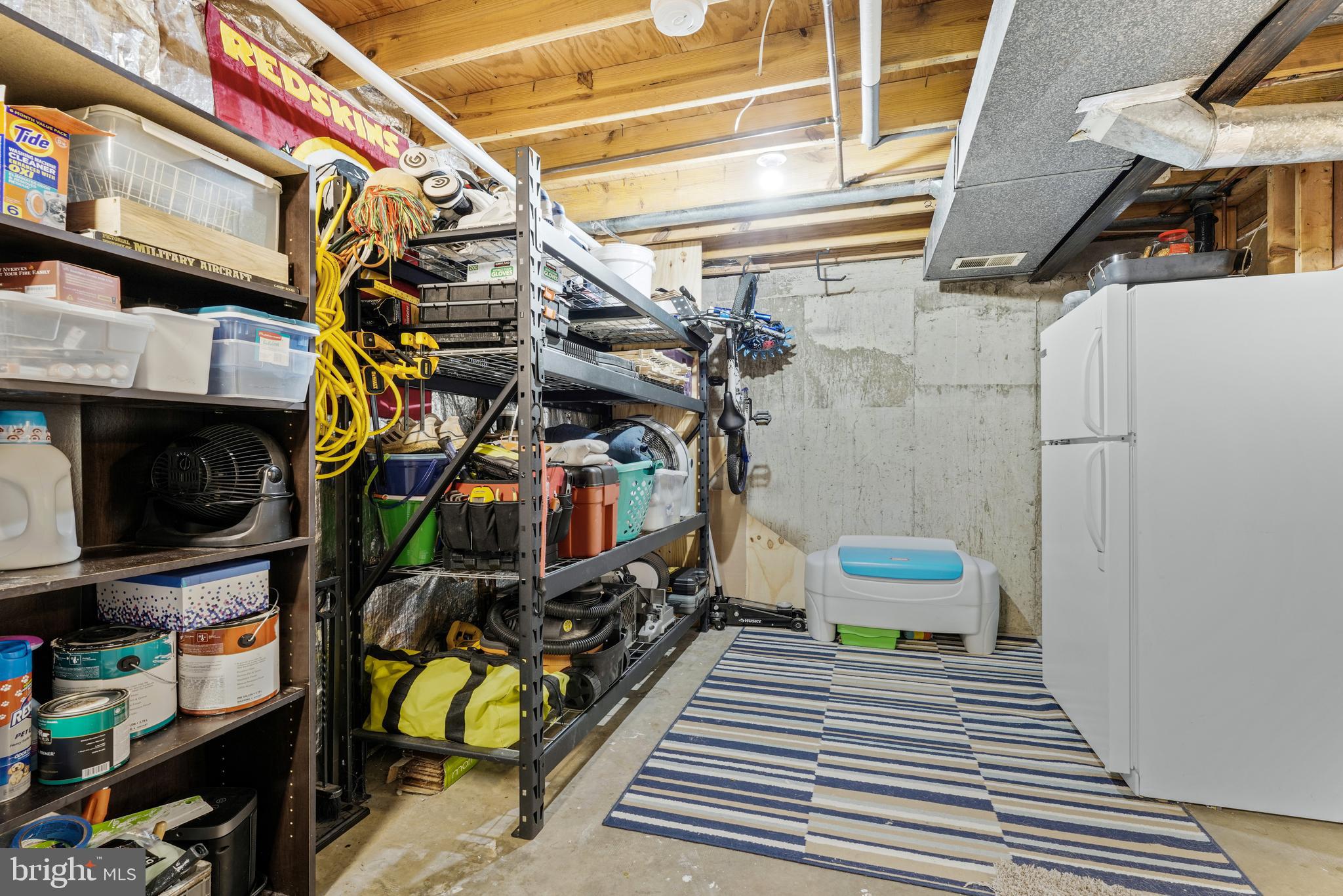 NEWINGTON FOREST - Residential