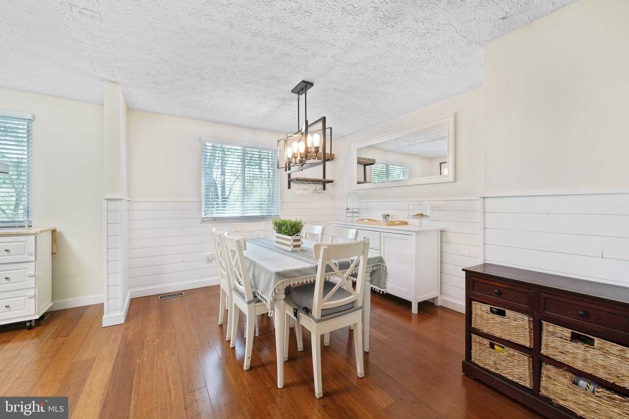 NEWINGTON FOREST - Residential