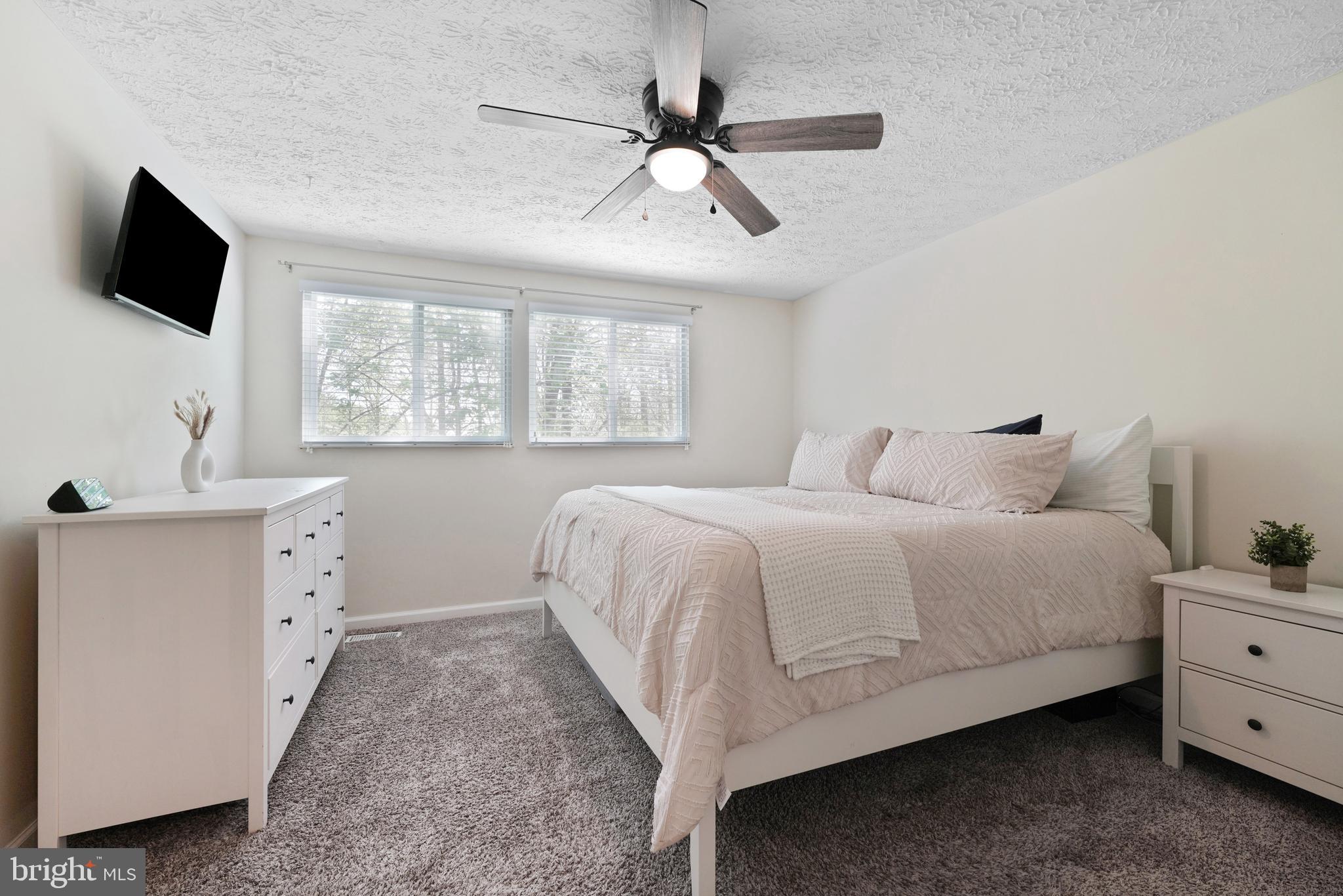 NEWINGTON FOREST - Residential