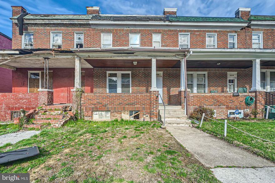 Excellent investment opportunity perfect for a light rehab and rent of mid level rehab and fix and flip!