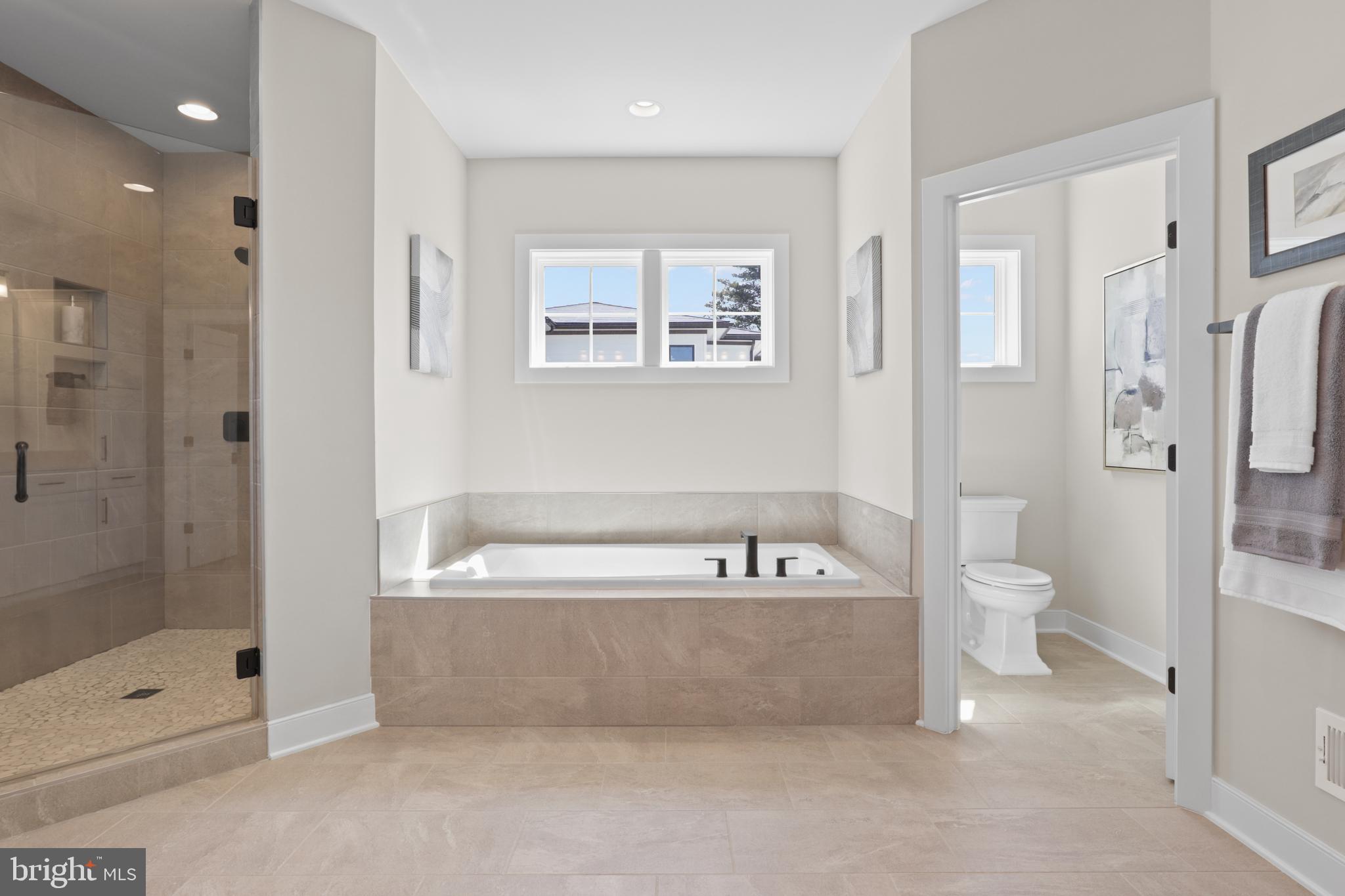 FAIRFAX FARMS - Residential