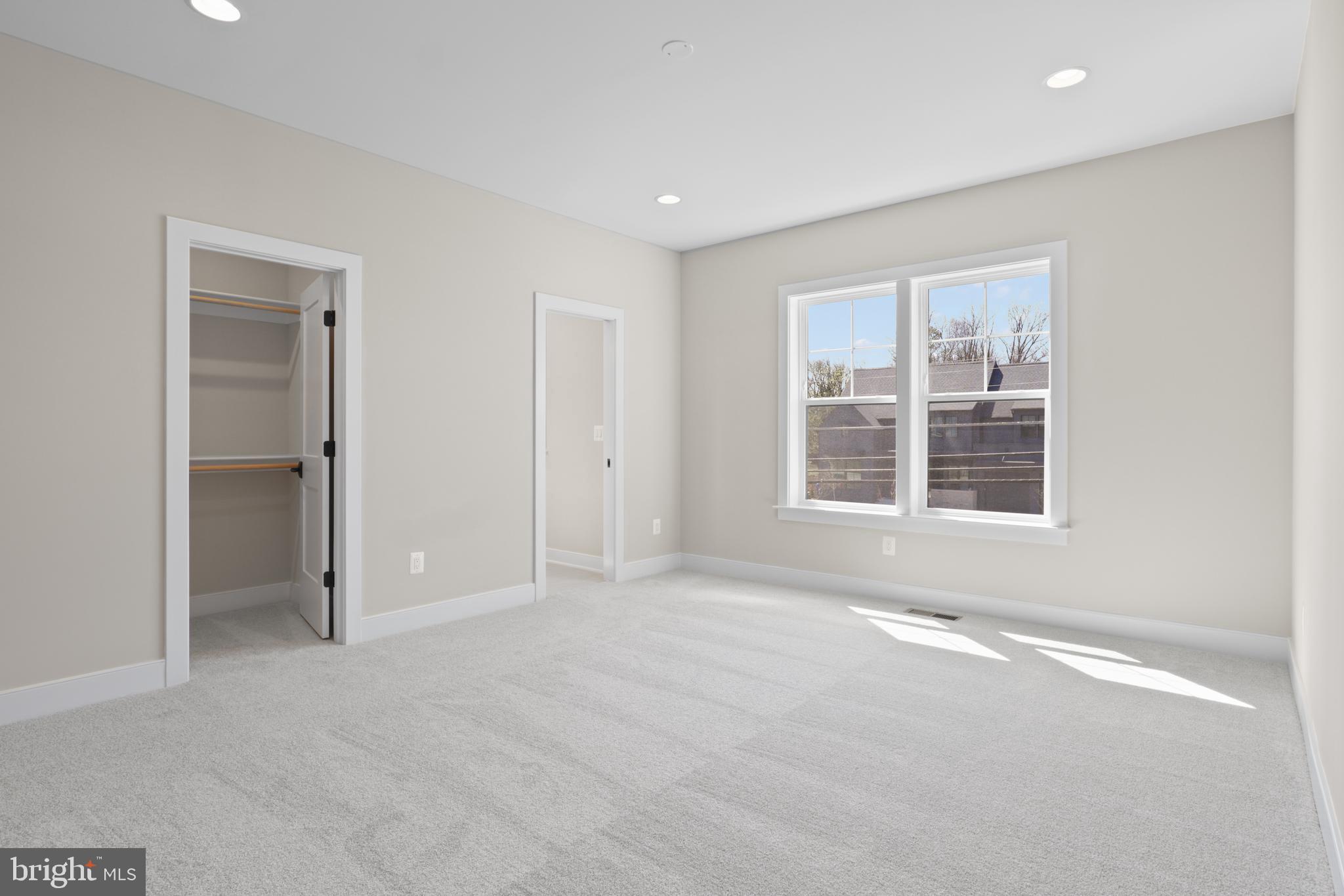 FAIRFAX FARMS - Residential