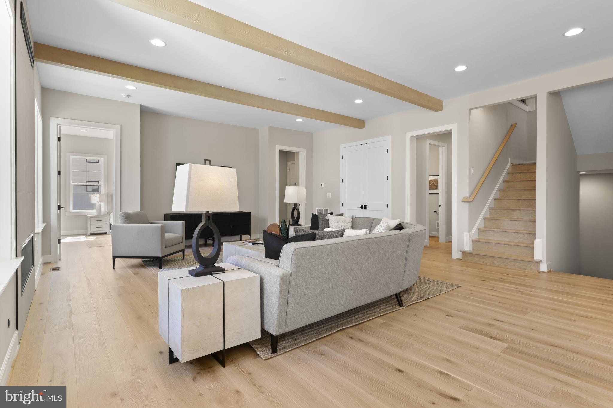 FAIRFAX FARMS - Residential