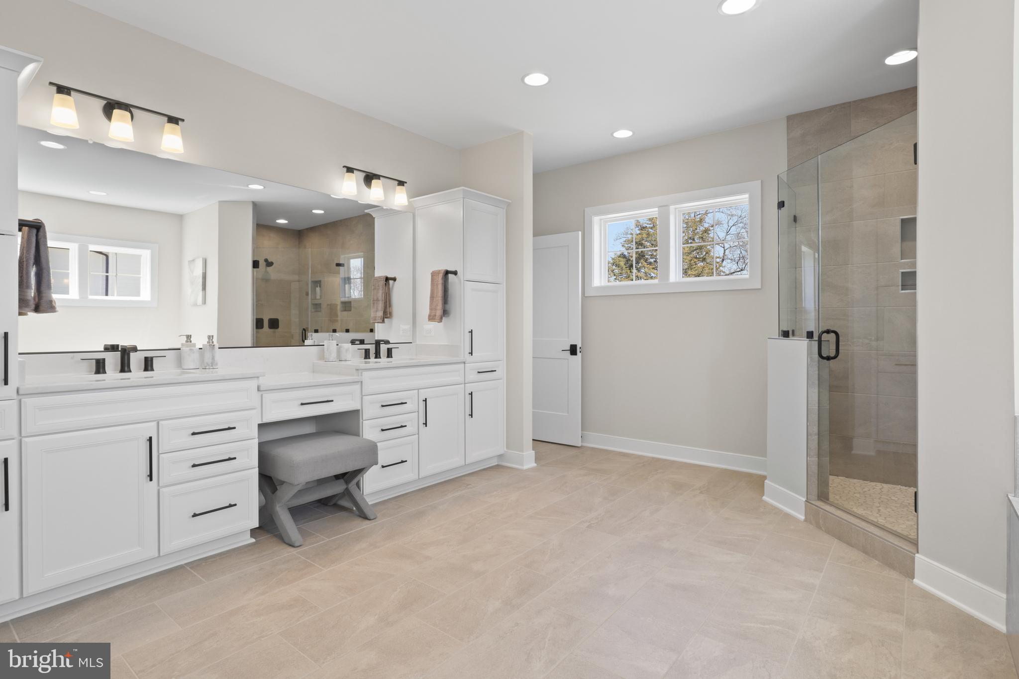 FAIRFAX FARMS - Residential