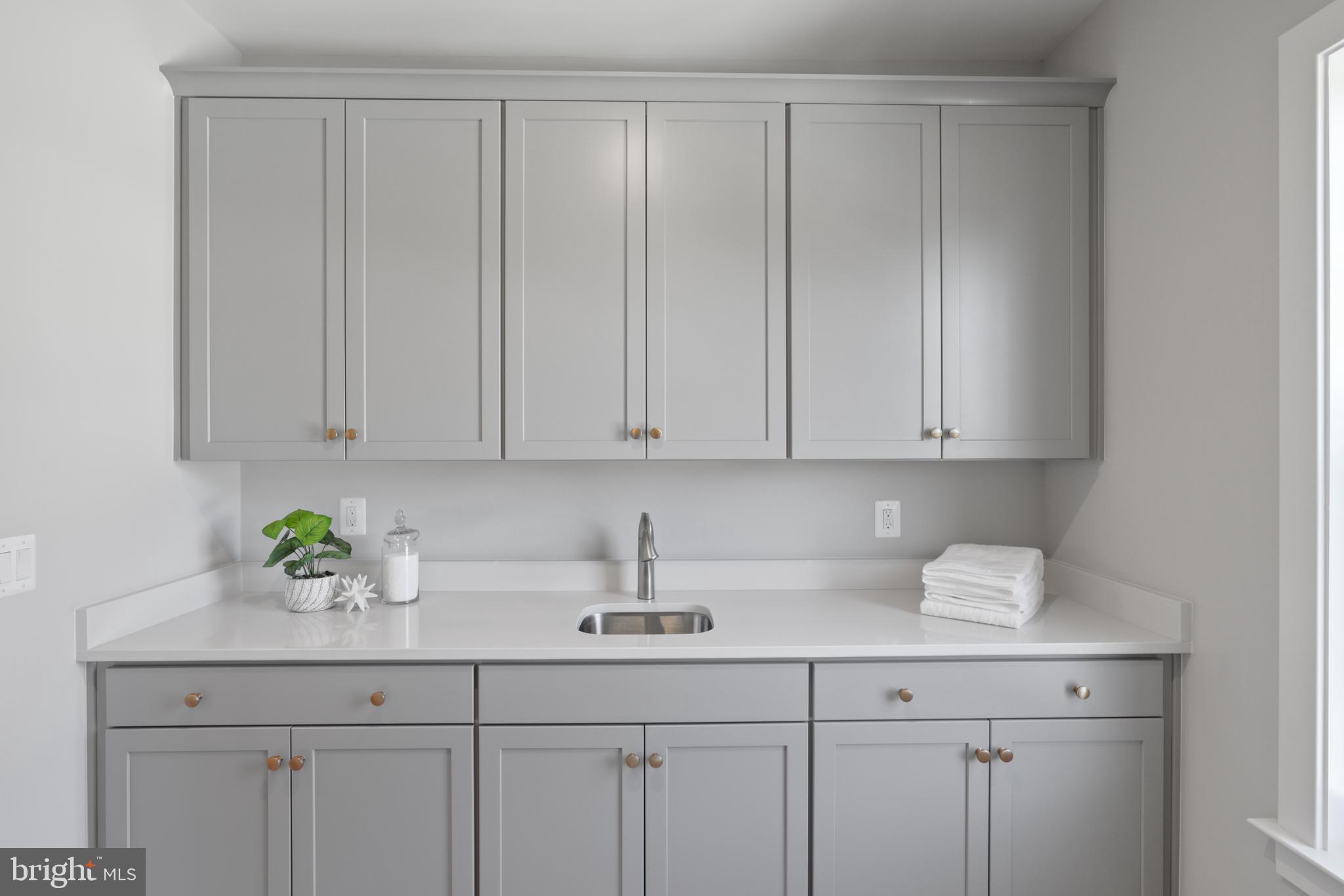 FAIRFAX FARMS - Residential