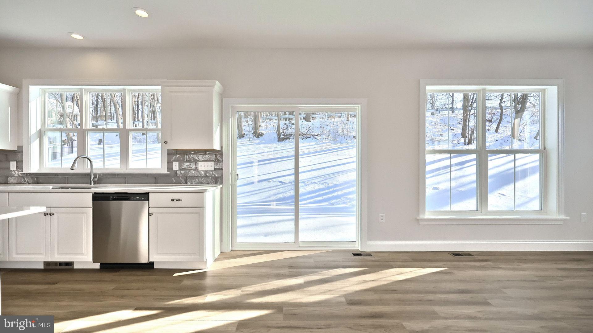 CORNWALL JUNCTION - Residential