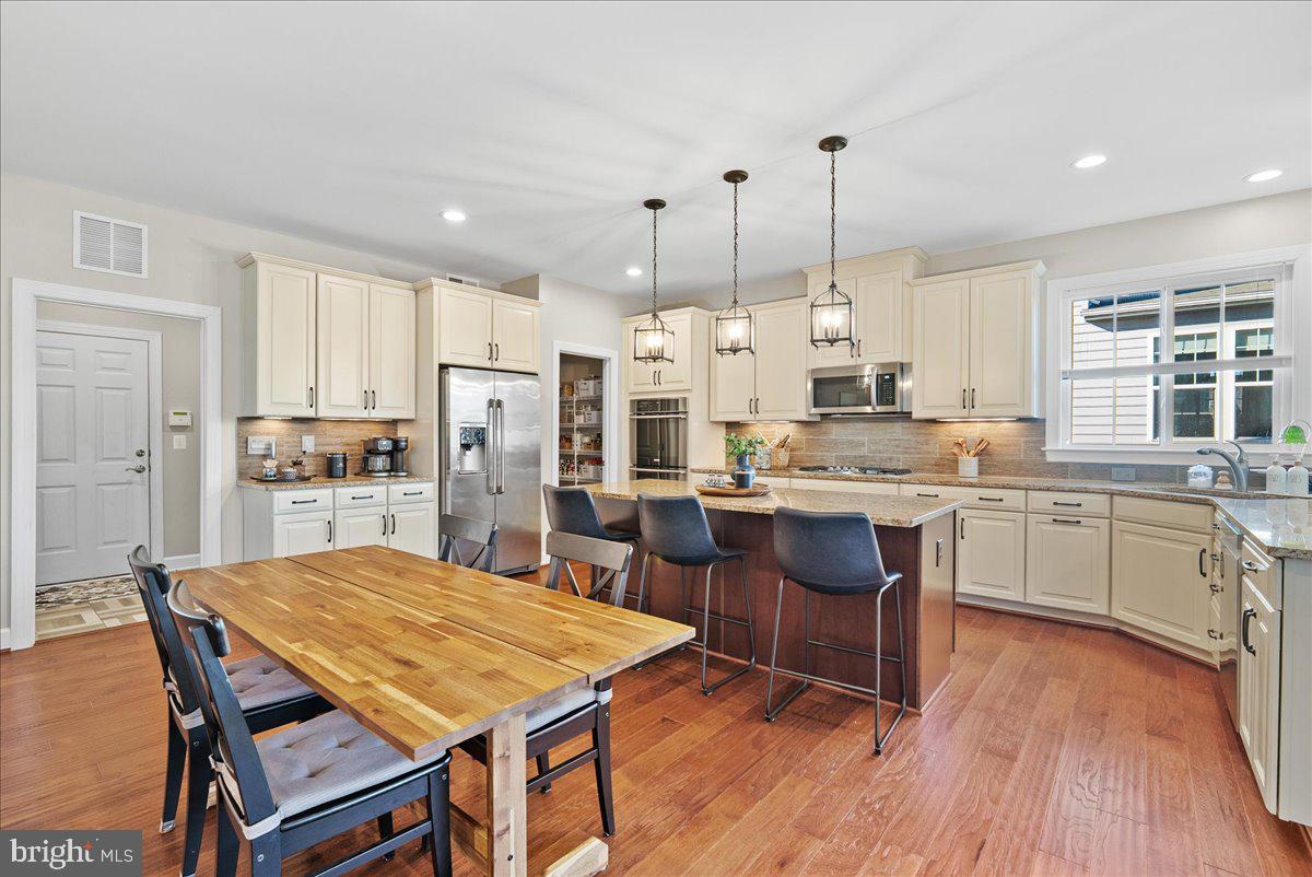 VILLAGES OF PIEDMONT II - Residential Lease