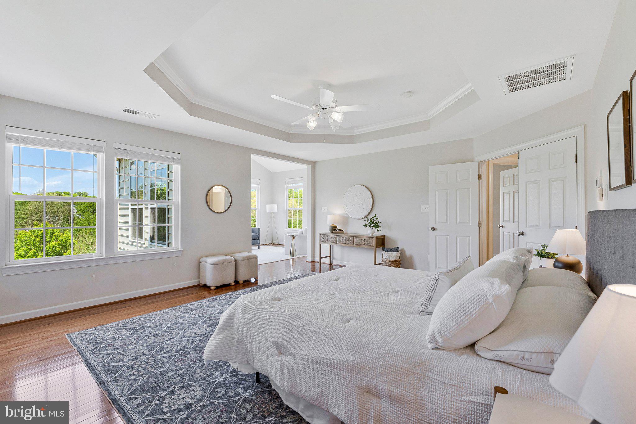 HERNDON CROSSING - Residential