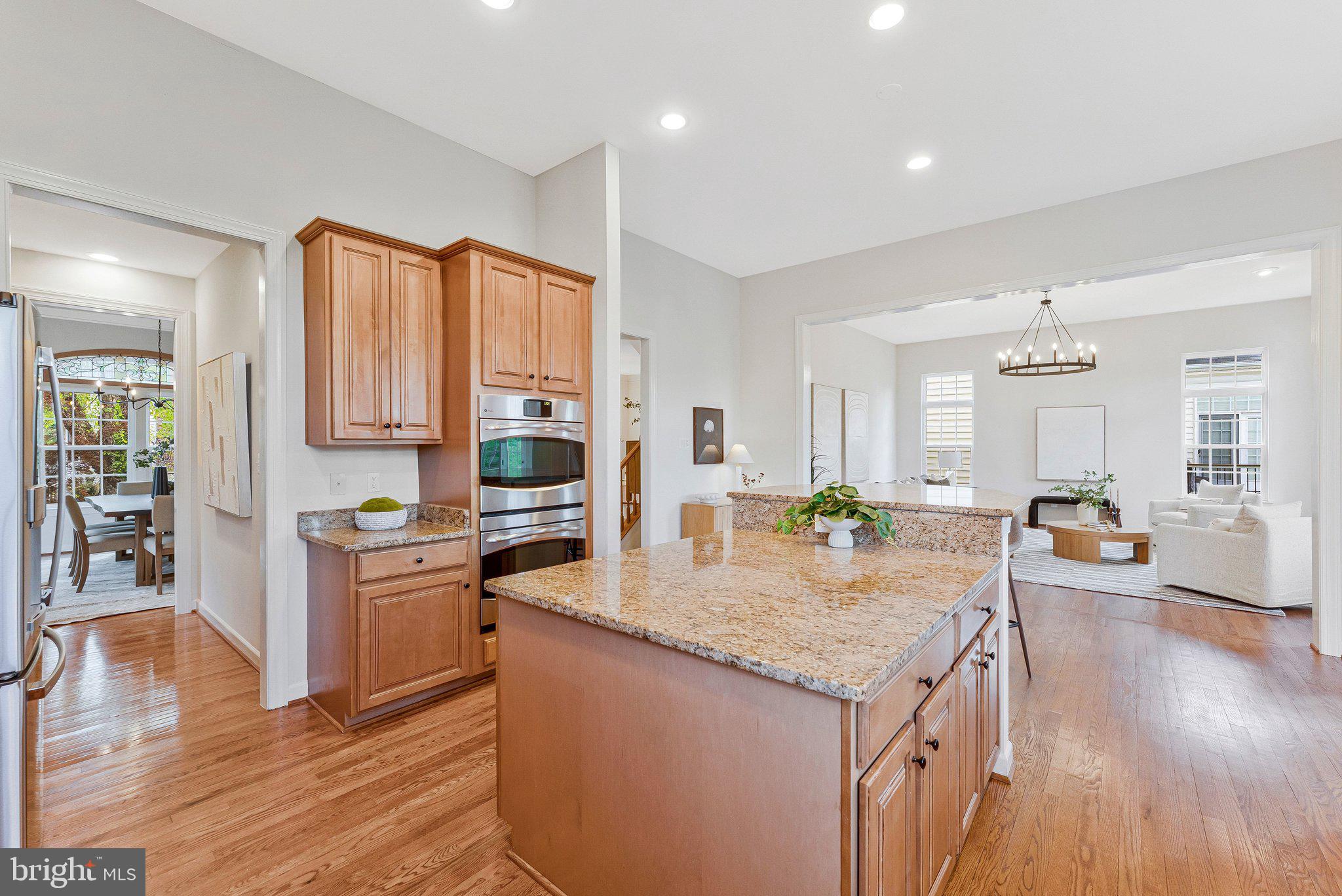 HERNDON CROSSING - Residential