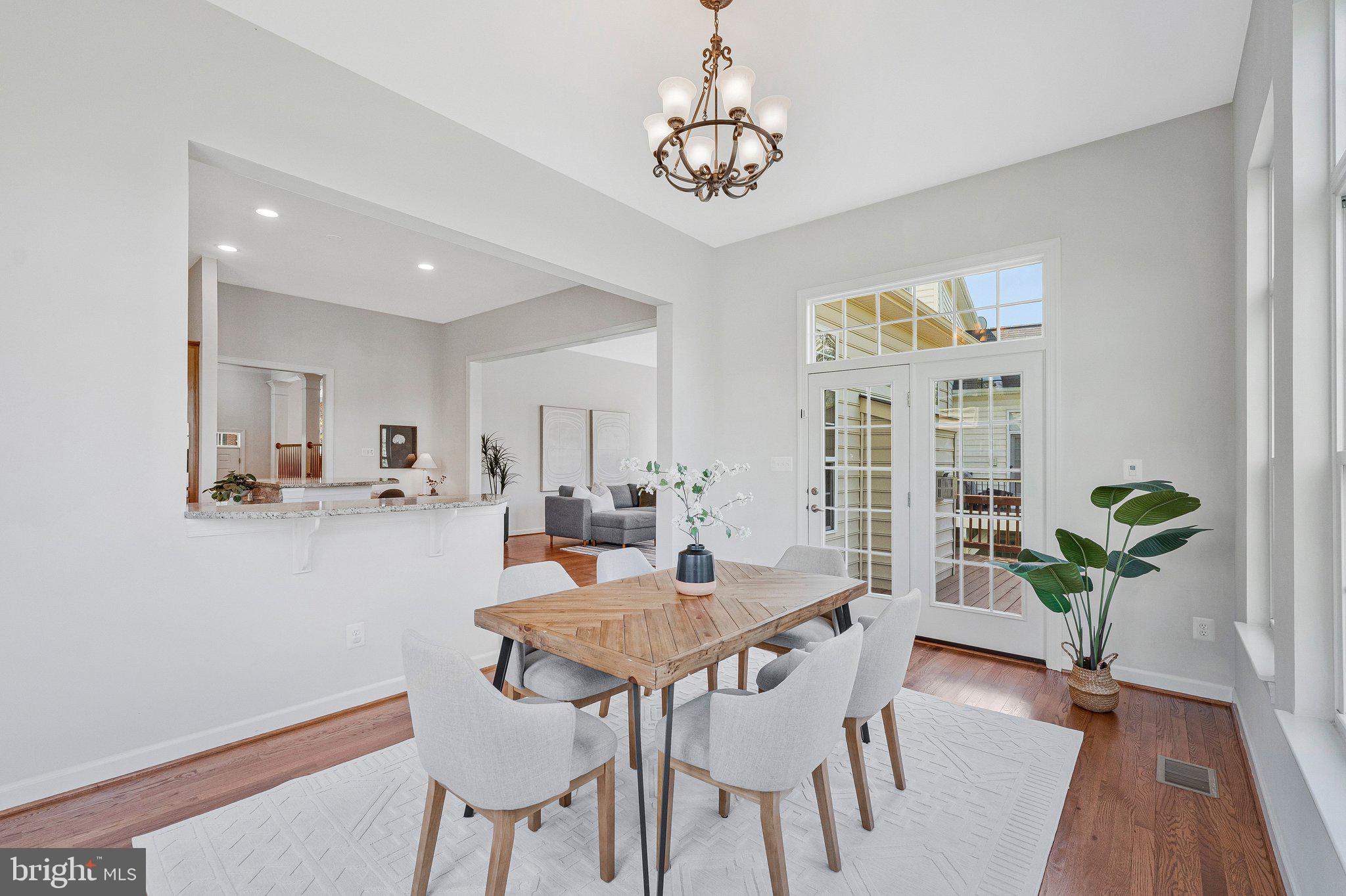 HERNDON CROSSING - Residential