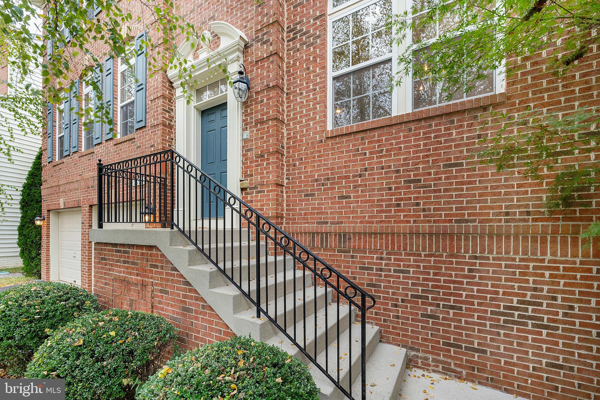 1697 WINTERWOOD COURT