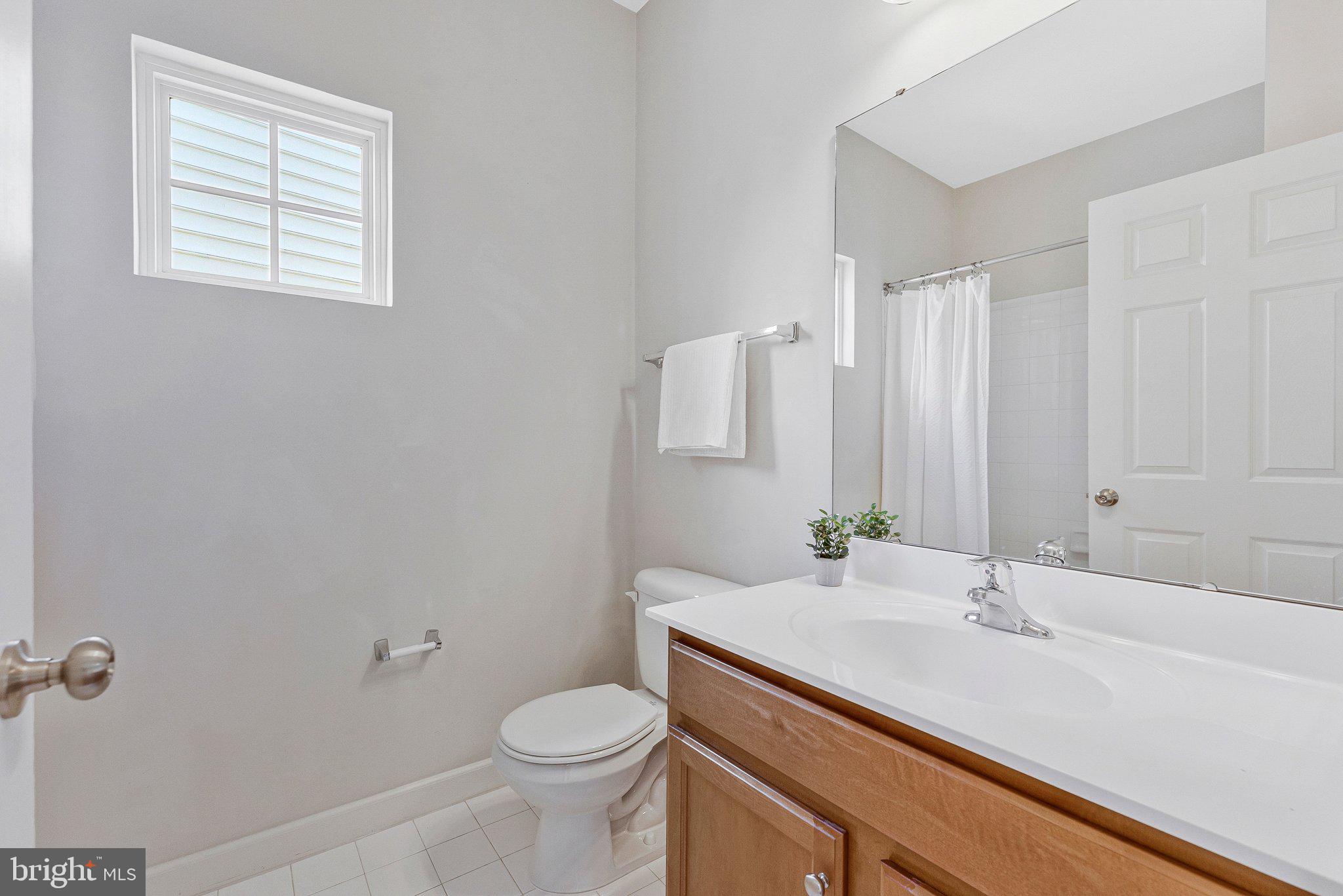 HERNDON CROSSING - Residential