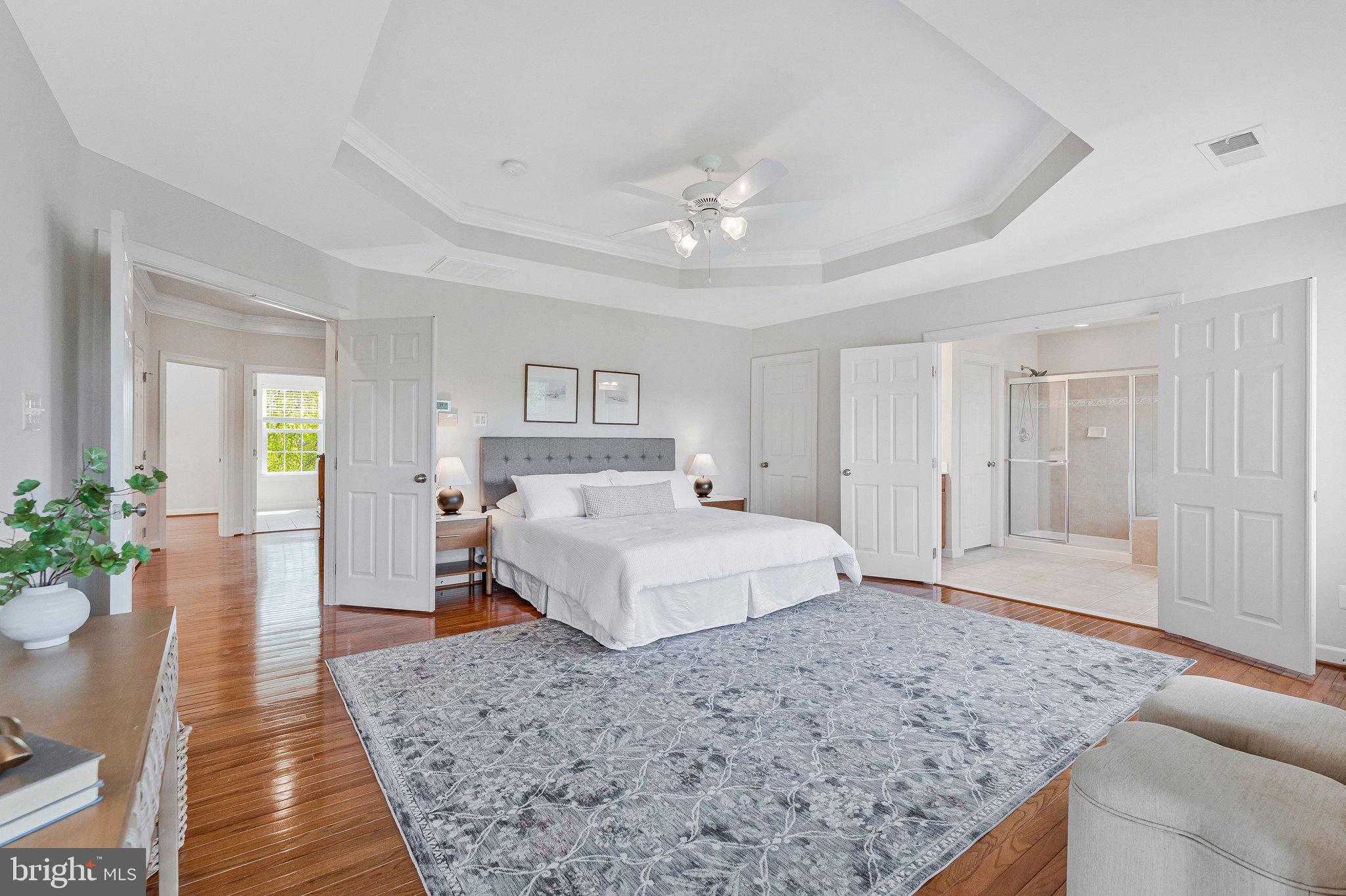 HERNDON CROSSING - Residential