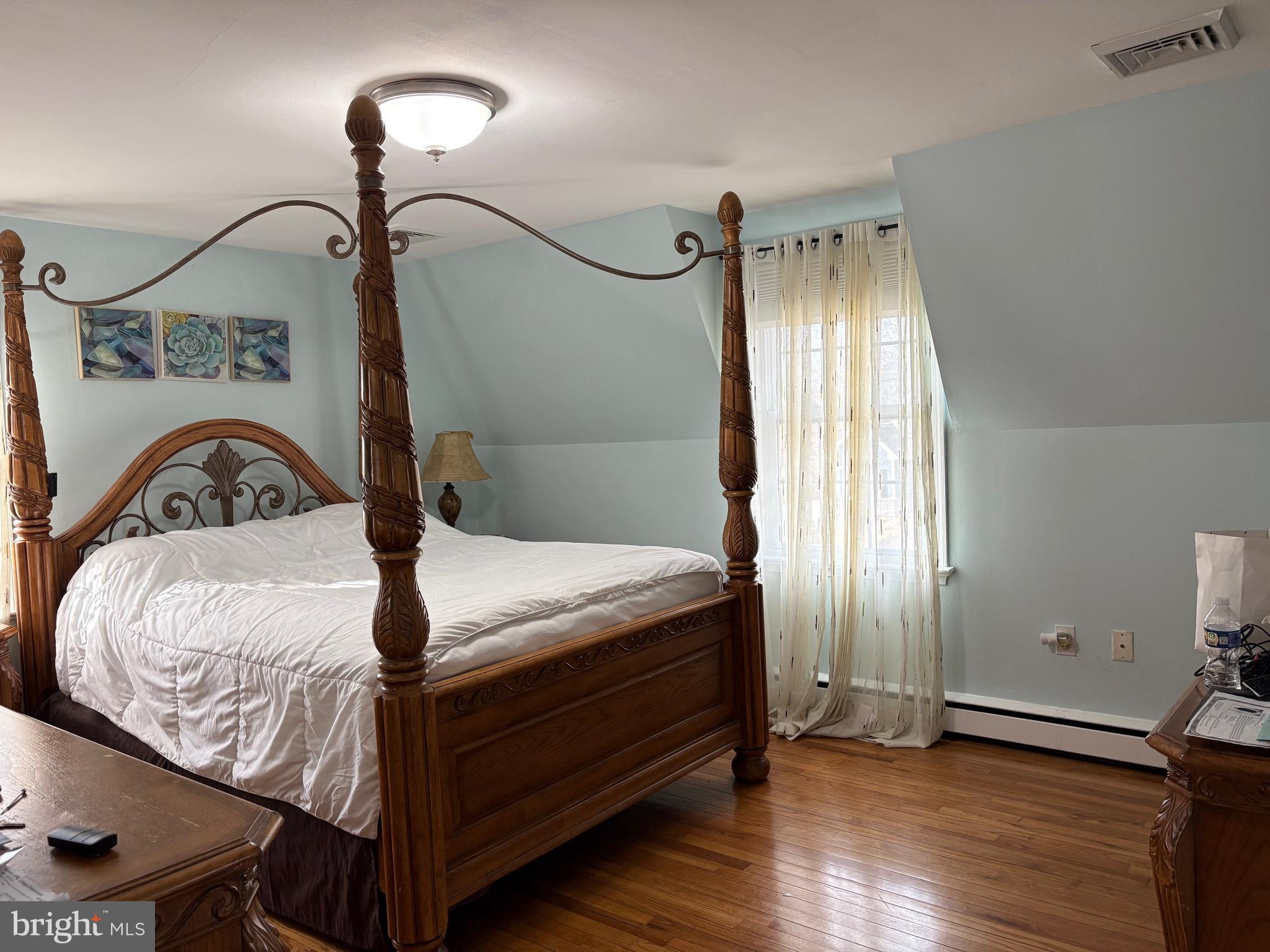 EDGEWOOD HILLS - Residential