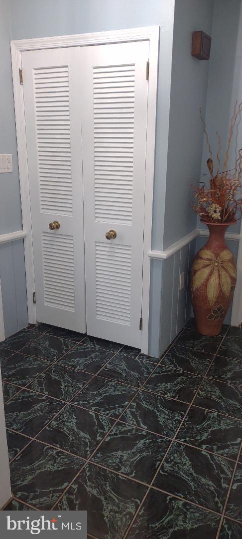 EDGEWOOD HILLS - Residential