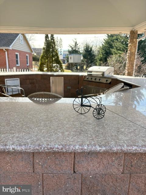 EDGEWOOD HILLS - Residential