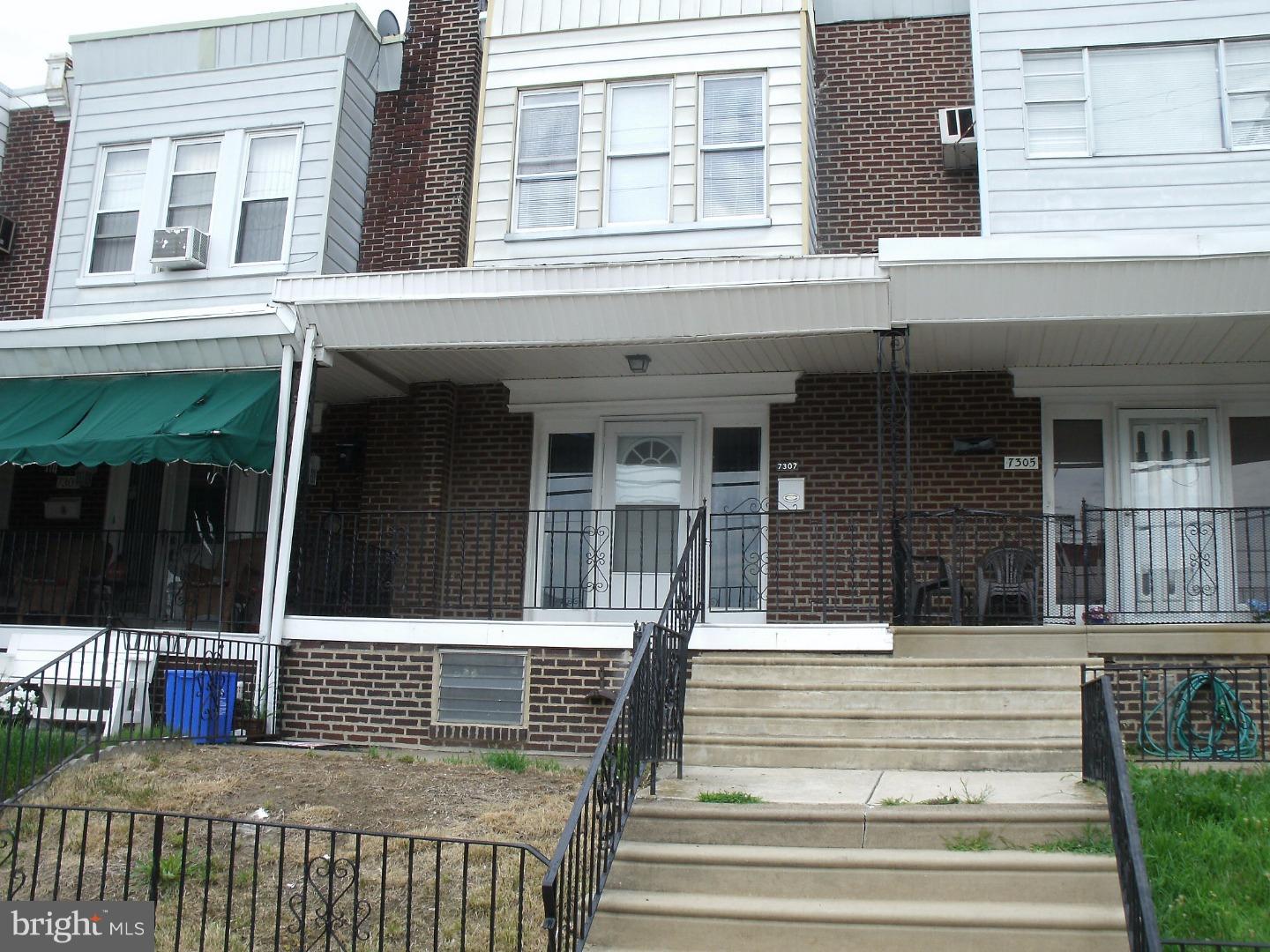 ELMWOOD PARK - Residential