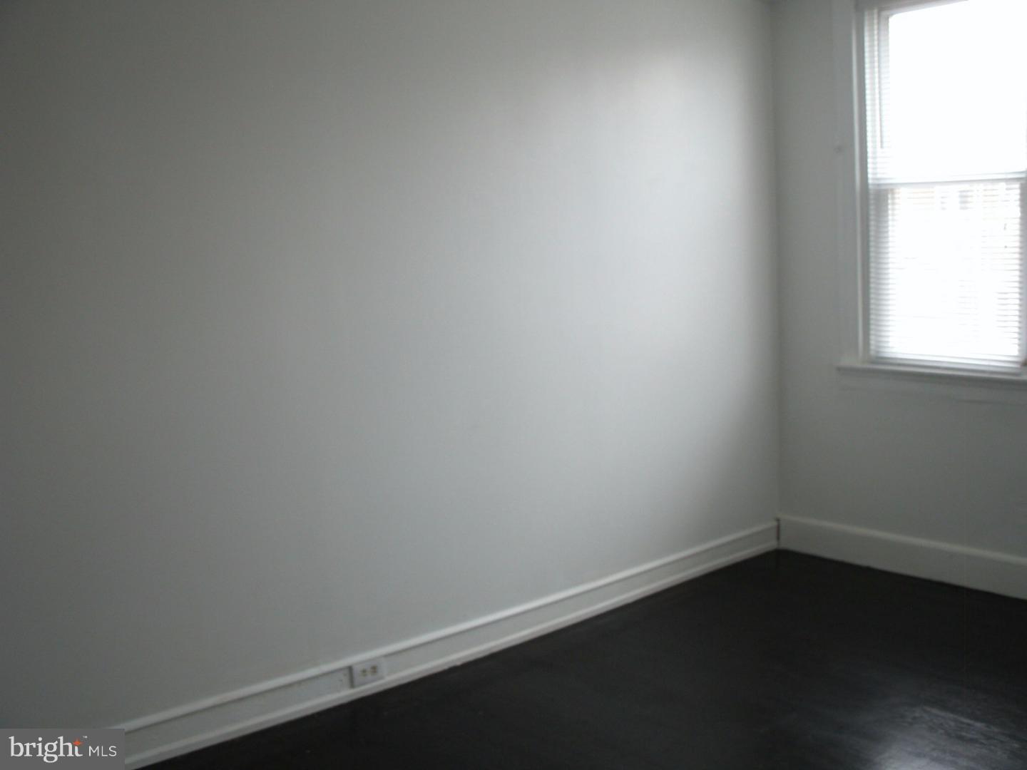 ELMWOOD PARK - Residential