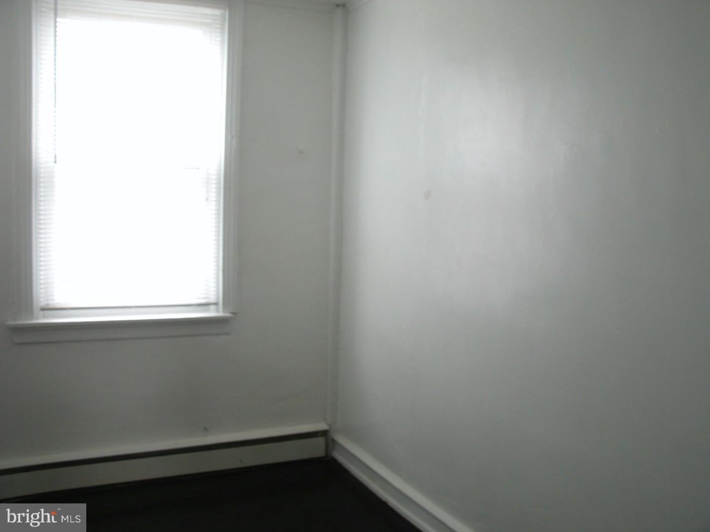 ELMWOOD PARK - Residential