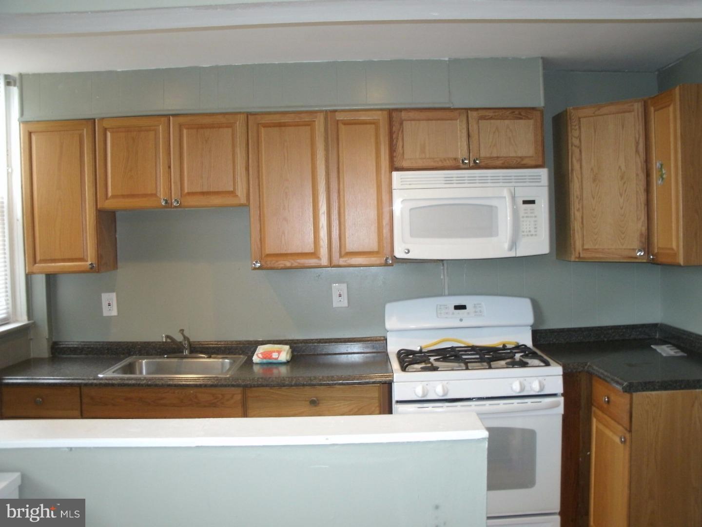 ELMWOOD PARK - Residential