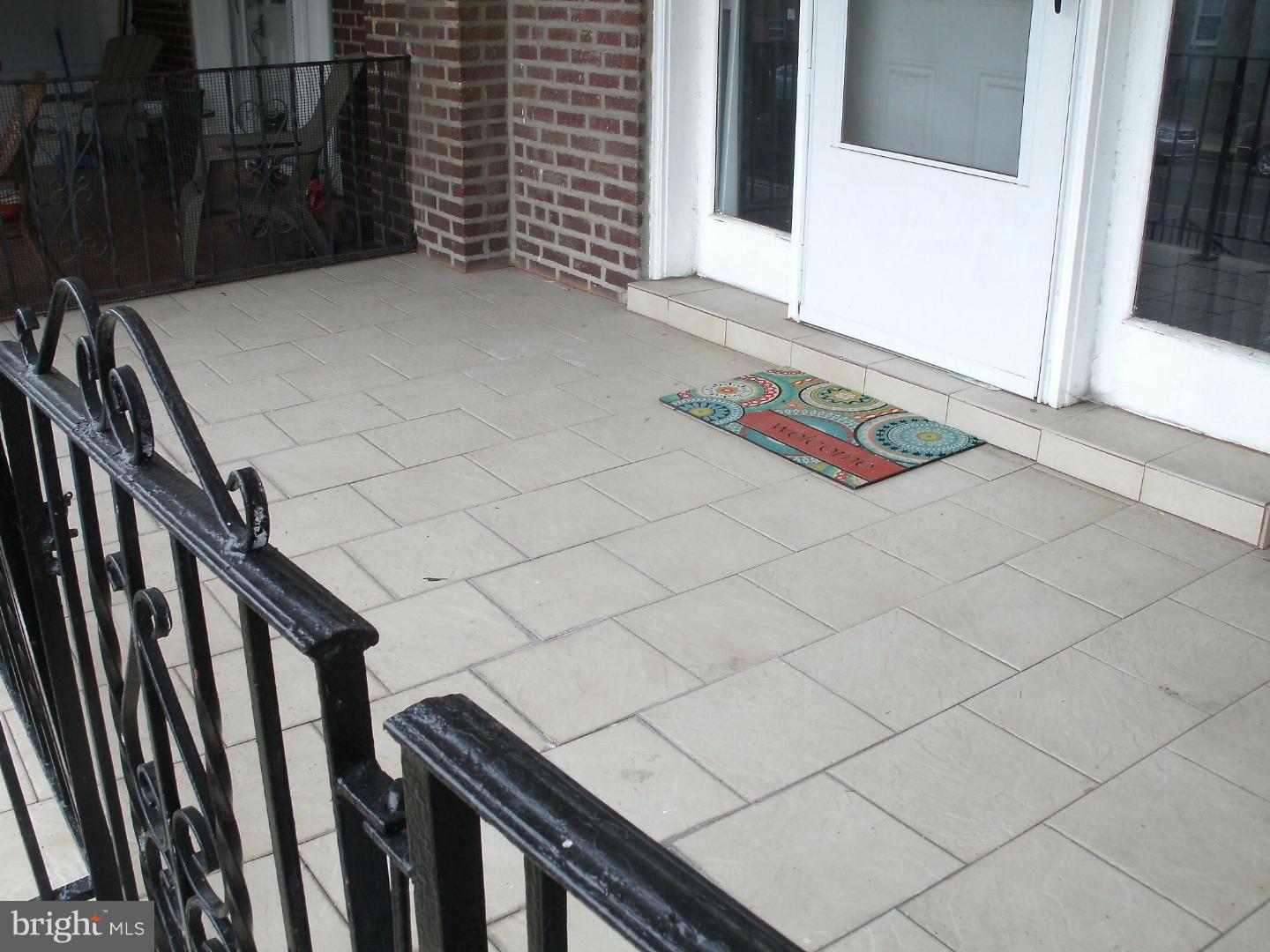 ELMWOOD PARK - Residential